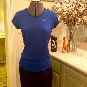 Nike Running Dri-Fit Sports Shirt Size M